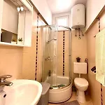 Guest House Asi