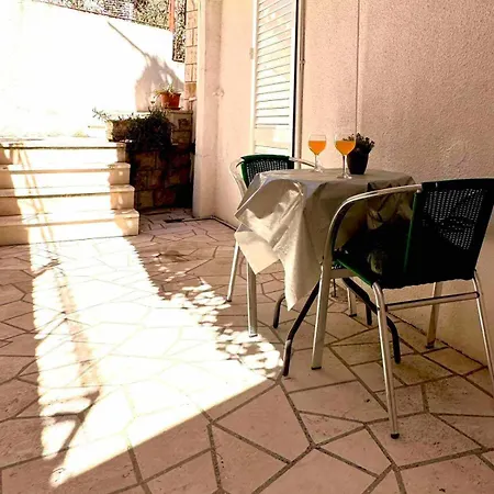 Guest house Asi