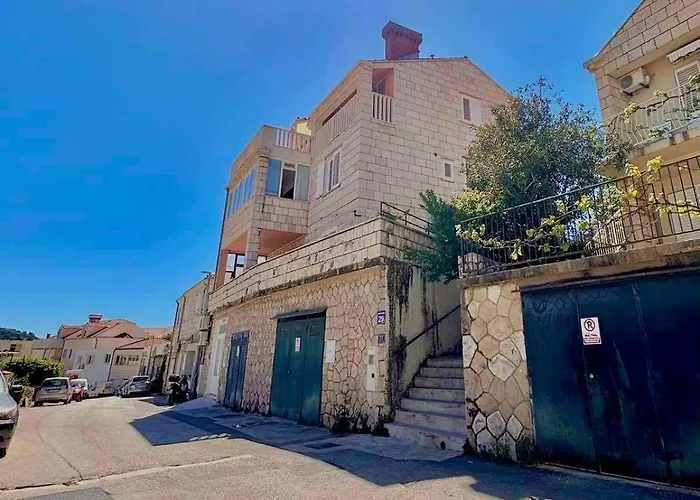 ゲストハウス Asi 3*