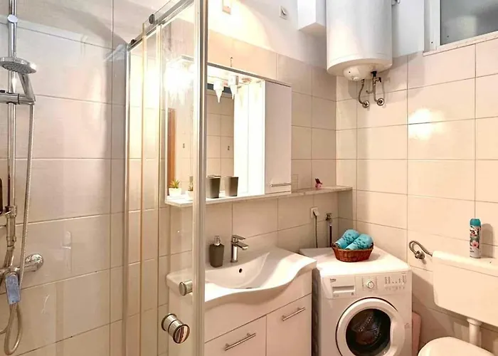 Asi ゲストハウス 3*