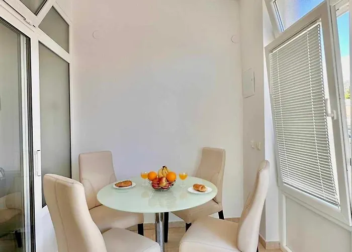 Asi ドゥブロブニク