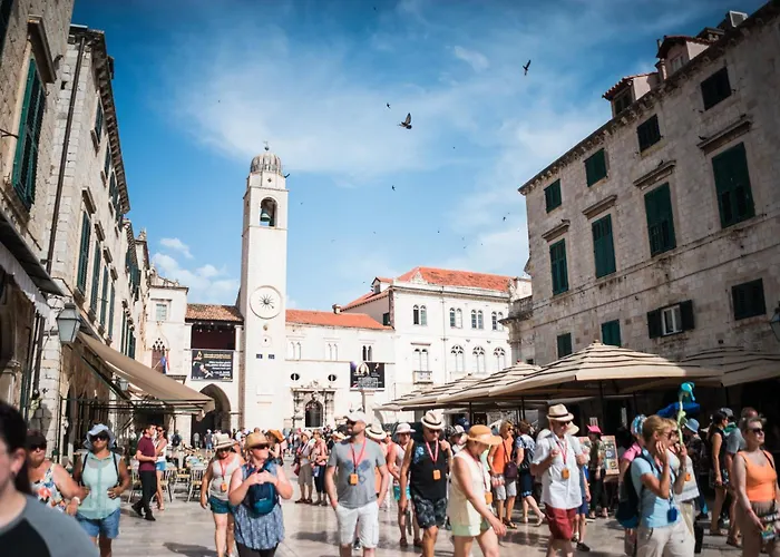 Asi ドゥブロブニク